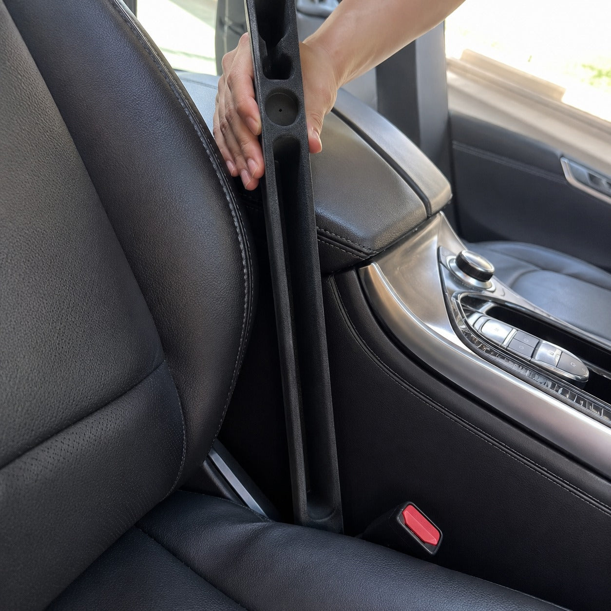 אורגנייזר לרווח במושב הרכב